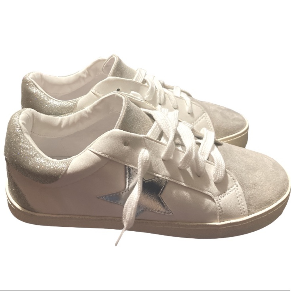 🛍️ NWT Madden Sneakers